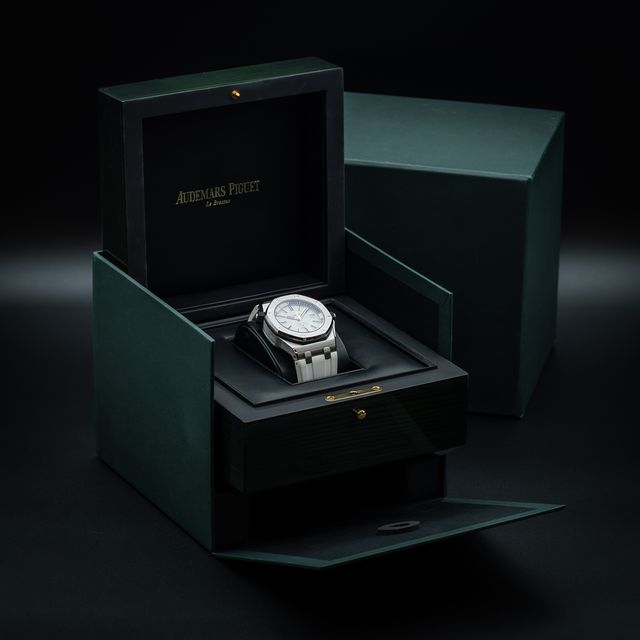 Audemars Piguet Royal Oak Offshore 15710ST.OO.A010CA.01 Image 6